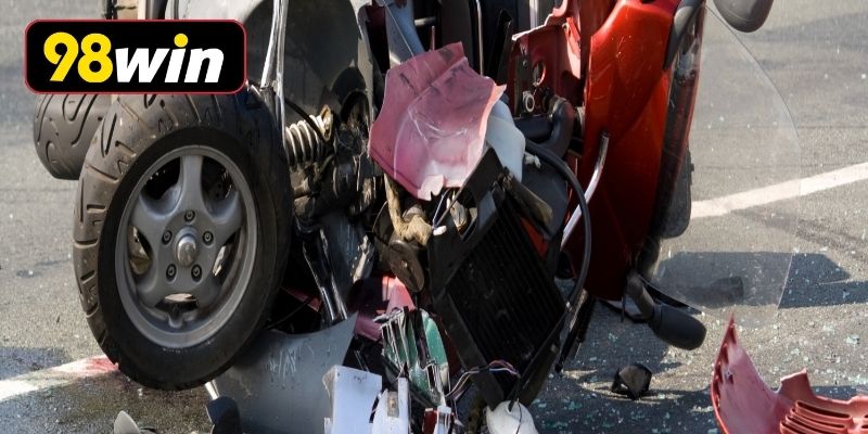 Giải mã ý nghĩa mơ thấy tai nạn xe chi tiết